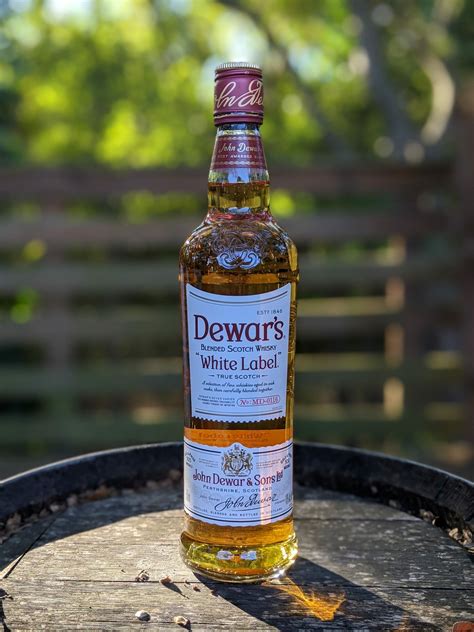 dewar's scotch whisky review.